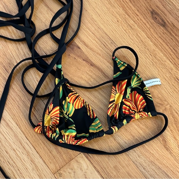 Solid & Striped The Raine Bikini Top and Bottom in Groovy Floral XS - Picture 6 of 9